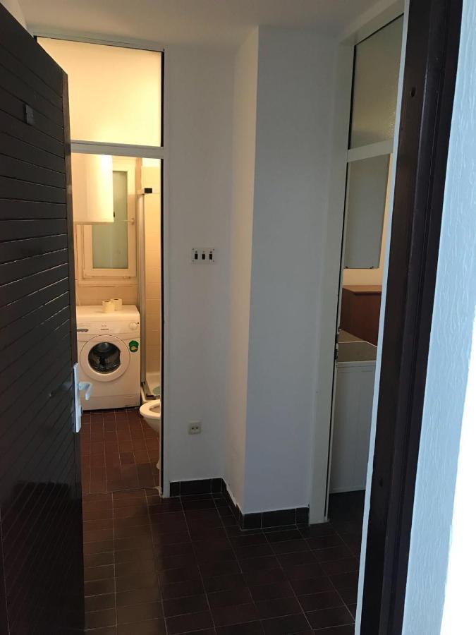 Jurisic Apartments Новаля Екстериор снимка