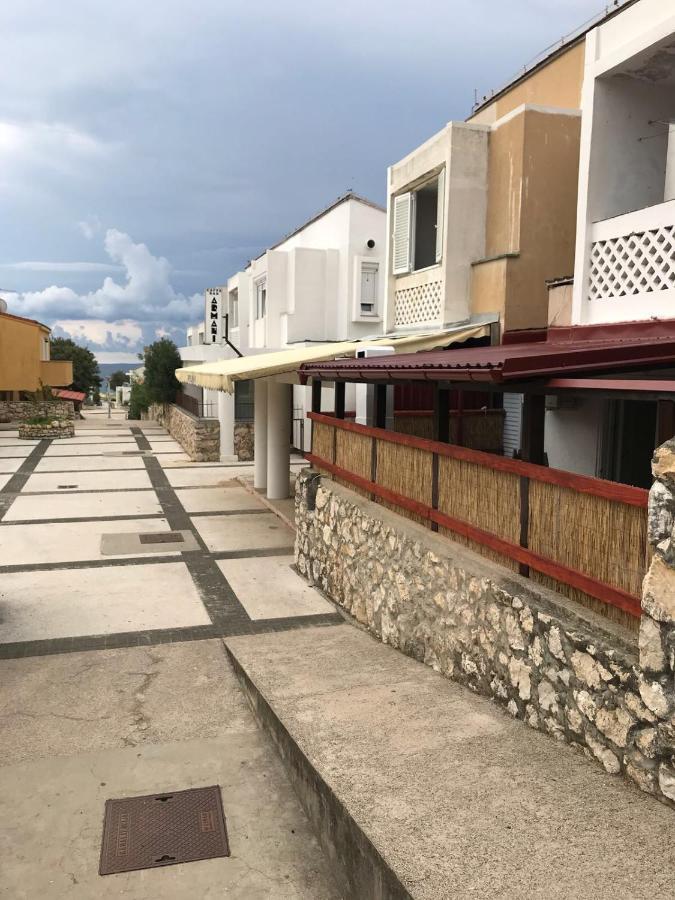 Jurisic Apartments Новаля Екстериор снимка